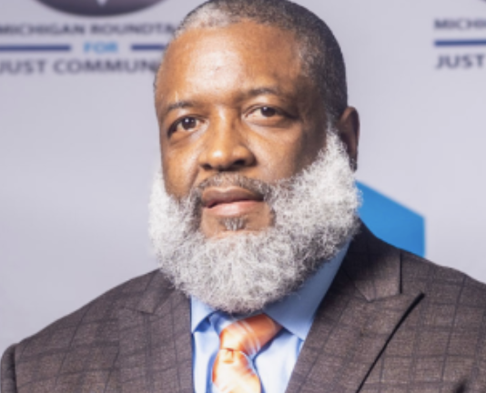 Yusef Shakur headshot